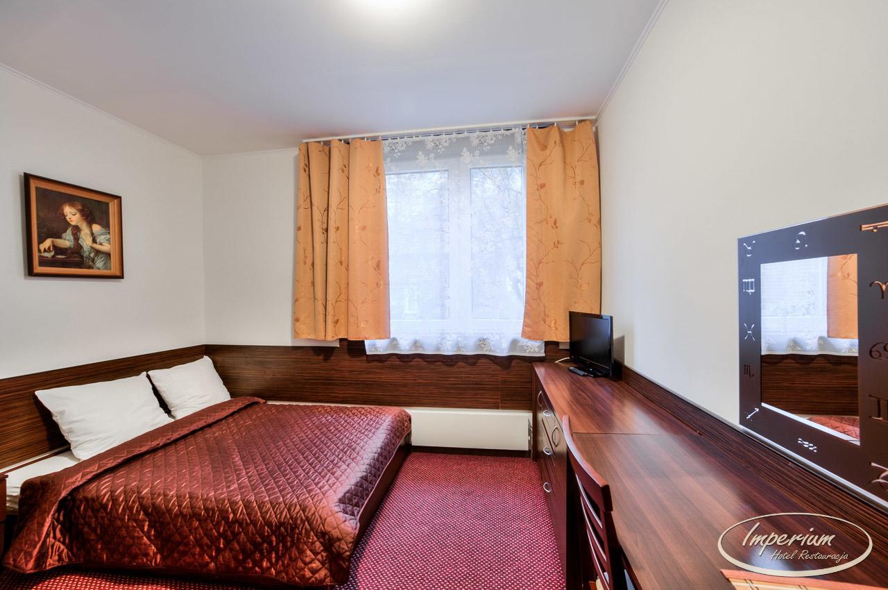 Imperium - Hotel Restauracja Firlej Ngoại thất bức ảnh